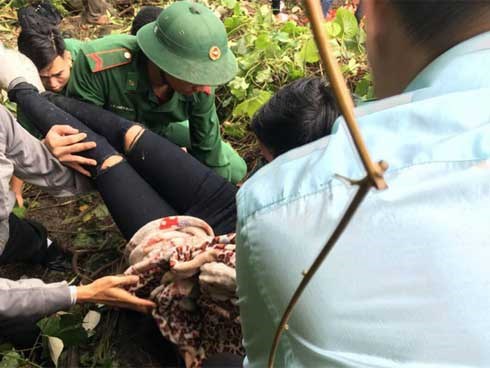 Tài xế vụ xe khách rơi xuống vực khiến 1 nữ sinh tử vong khai