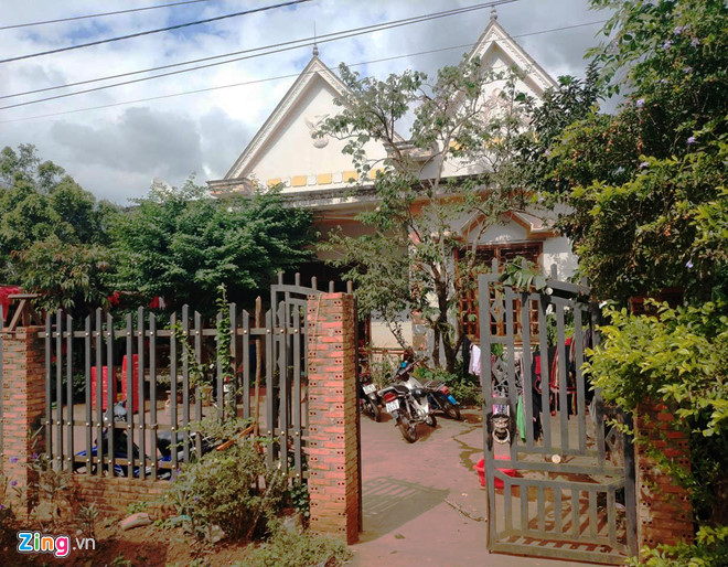 Căn nhà đơn sơ của HHen Niê sau một năm đăng quang Hoa hậu Hoàn vũ-1