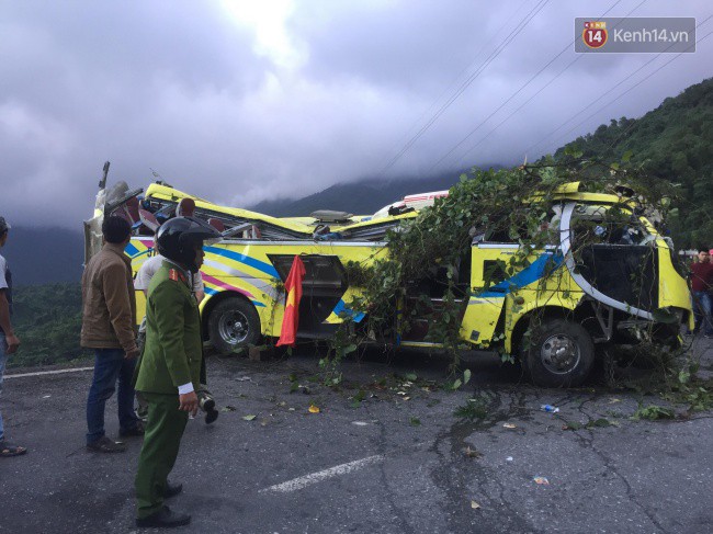 Người cứu 10 nạn nhân vụ xe khách lao xuống đèo Hải Vân: Nhiều em mắc kẹt trong xe gào khóc, kêu cứu thất thanh-6