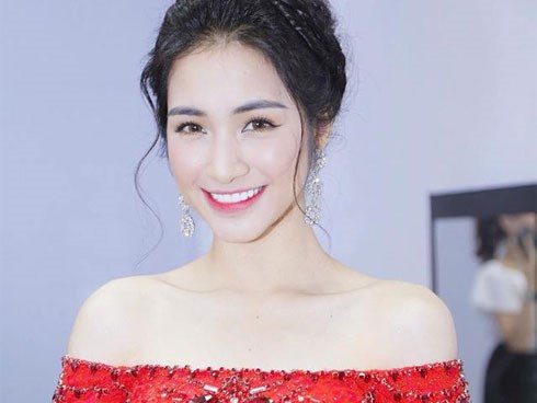 Hòa Minzy liên tục bị chỉ trích, 4 năm vào showbiz vẫn chưa chịu lớn?