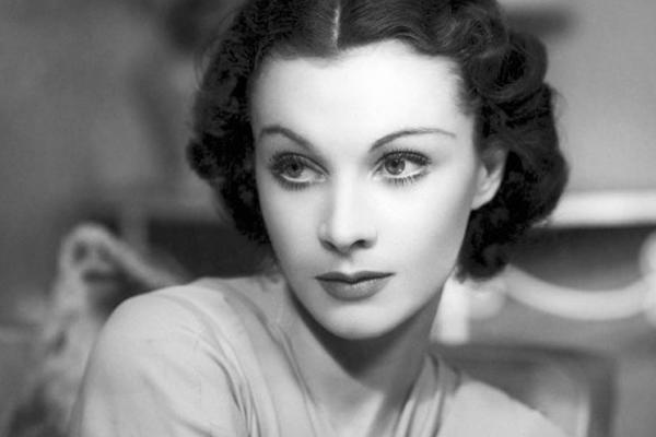 Lật tẩy bí quyết giữ gìn nhan sắc của các đại minh tinh nổi tiếng, tưởng cầu kì ai dè…-1