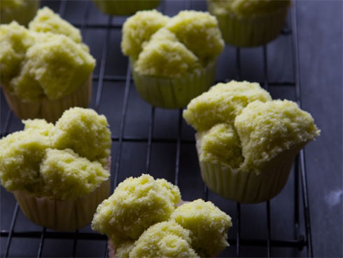 Ổ bánh mì làm từ 20 con cua giá hơn 1 triệu đồng, nhưng cắt ra thực khách chết lặng-5