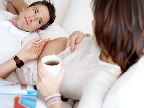 Nếu nghĩ cho con, bố hãy nhớ tránh xa những việc làm gây ảnh hưởng nghiêm trọng đến thai nhi-3