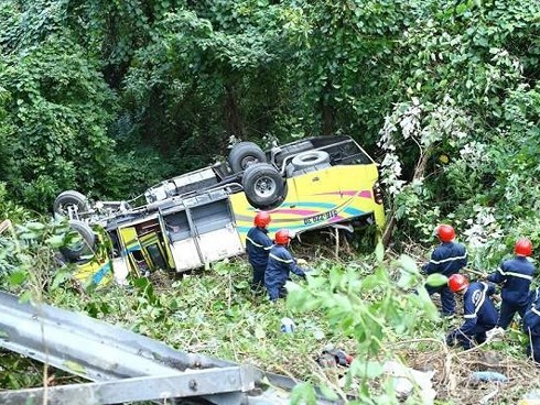 Sự trùng hợp bất ngờ tại nơi xe khách rơi xuống vực ở đèo Hải Vân