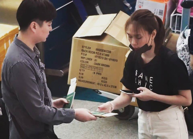 Dân mạng tiếp tục đồn đoán về người đàn ông trong bóng tối của Mỹ Tâm suốt 20 năm qua-5