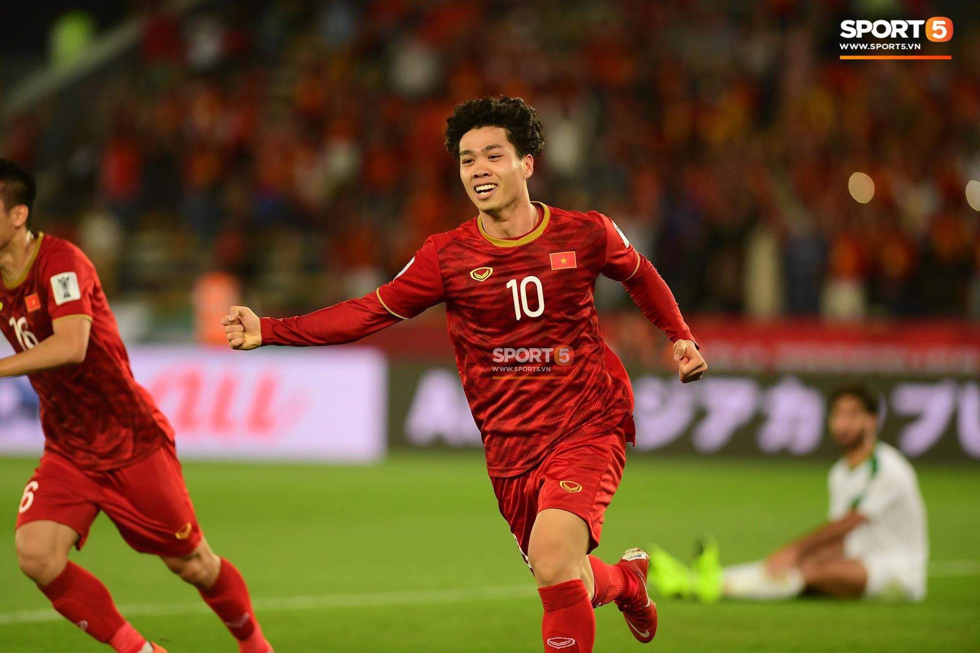 Báo châu Á chấm điểm Iraq 3-2 Việt Nam: Văn Lâm nhận điểm thấp nhất, Công Phượng sáng không ai bằng-11