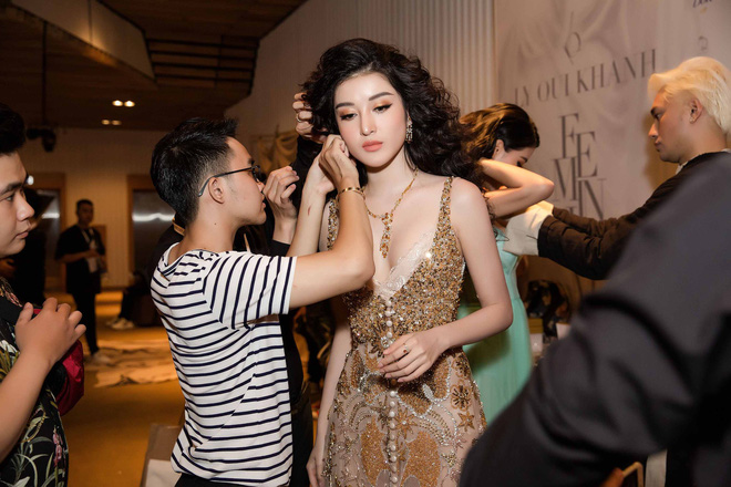 Á hậu Huyền My khoe thân hình nóng bỏng khó rời mắt-3