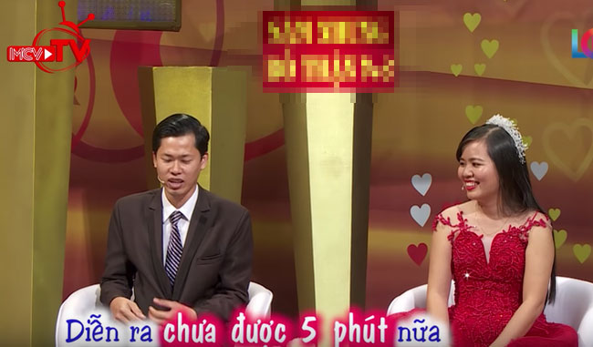 Yêu xa 7 năm bạn gái không cho hôn, thanh niên đợi đến đêm động phòng thì gặp sự cố ở chiếc giường-2