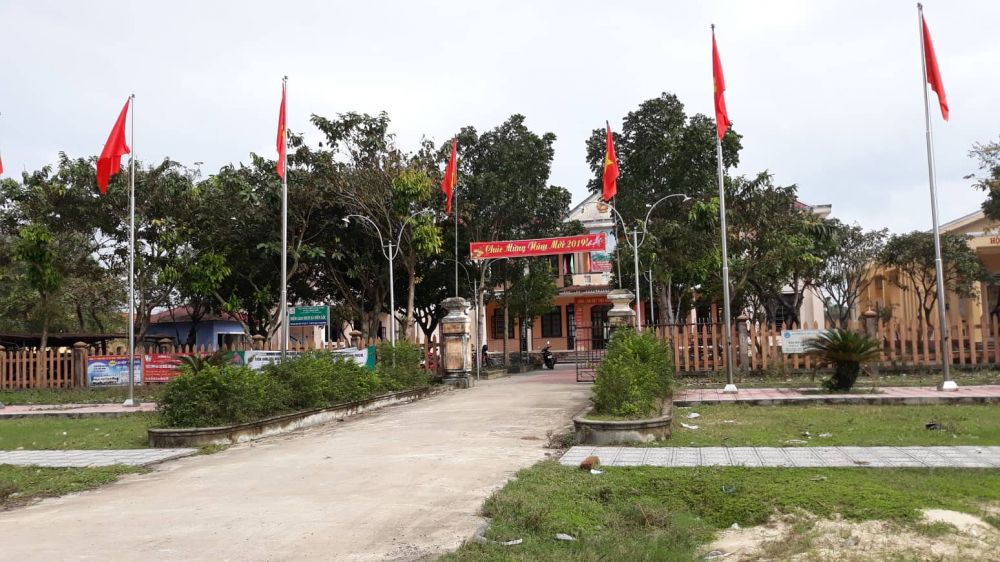 Ngoại tình với cấp dưới của vợ, phó chủ tịch xã bị kỷ luật-1