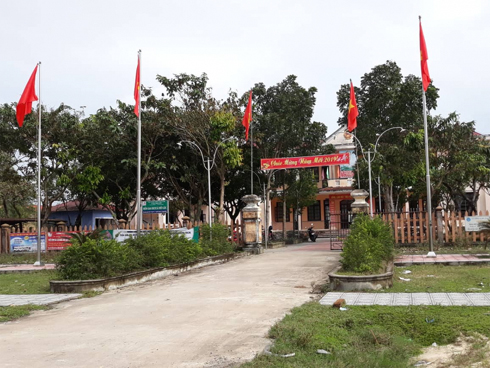 Đại úy biên phòng Hà Tĩnh bị cảnh cáo vì làm cô giáo mầm non có bầu-2