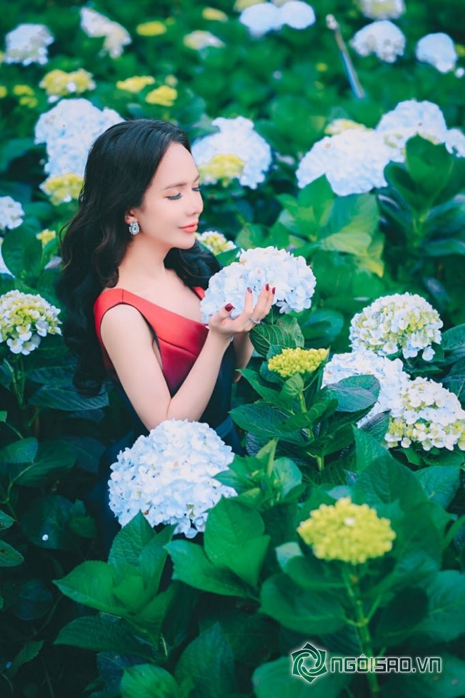 Mỹ nhân chuyển giới Đoàn Trần đẹp nao lòng giữa đồng hoa Đà Lạt-9