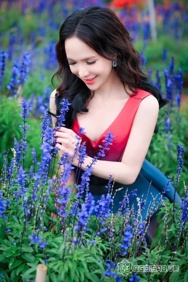 Mỹ nhân chuyển giới Đoàn Trần đẹp nao lòng giữa đồng hoa Đà Lạt-6