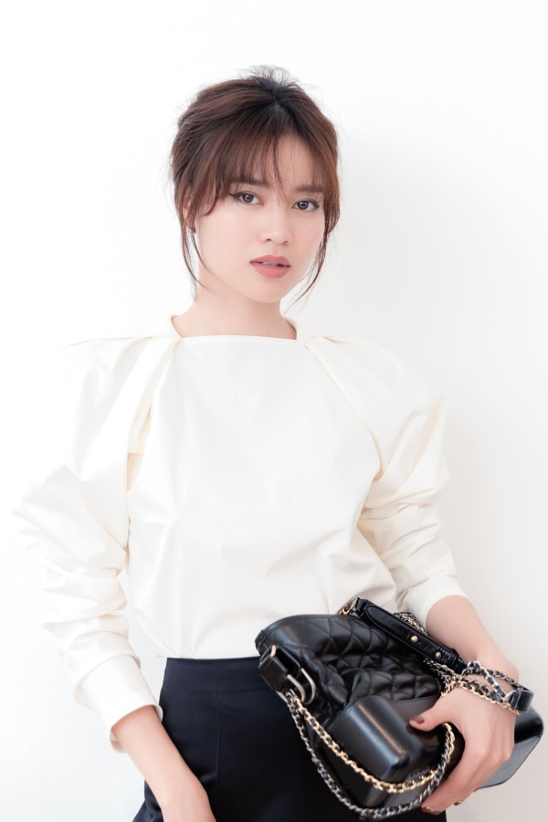 Cuộc sống giàu có của Ninh Dương Lan Ngọc: Đi xe tiền tỷ, sở hữu 2 căn hộ-6