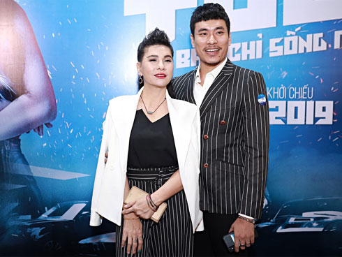 Cát Phượng - Kiều Minh Tuấn ngọt ngào tình chàng ý thiếp, ngầm thừa nhận đã là vợ chồng-5