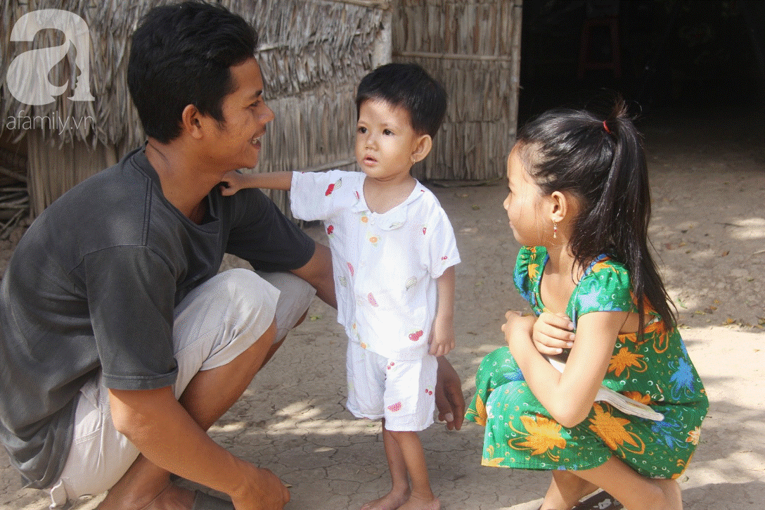 Lời khẩn cầu của người mẹ ôm con gái 2 tuổi bị hở van tim, chỉ nặng 6 ký mà không có tiền chạy chữa-11