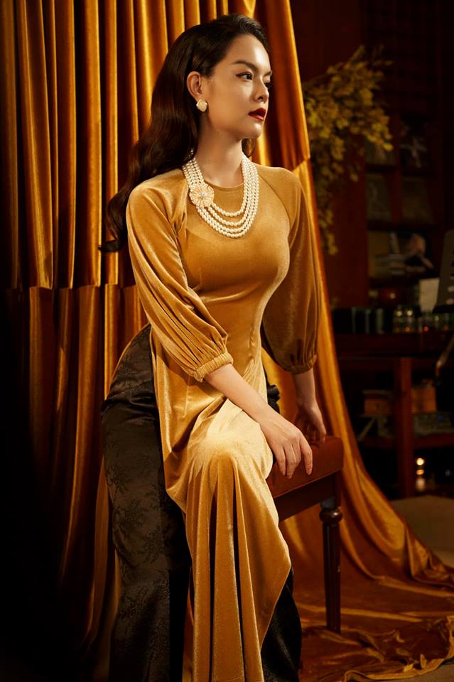 Phạm Quỳnh Anh kiêu sa, duyên dáng khi diện áo dài-1