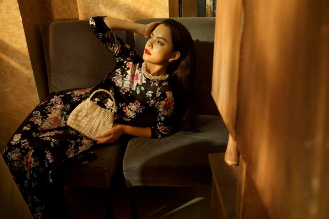 Phạm Quỳnh Anh kiêu sa, duyên dáng khi diện áo dài-20