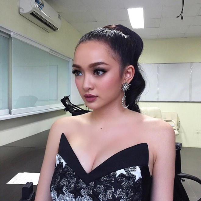 Nữ chính Em chưa 18 - Kaity Nguyễn lần đầu khoe ảnh bikini gợi cảm-6