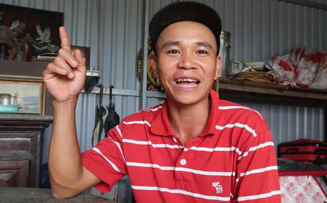 Vụ tai nạn ở Long An: Cứu người thì ít, quay phim thì nhiều-1