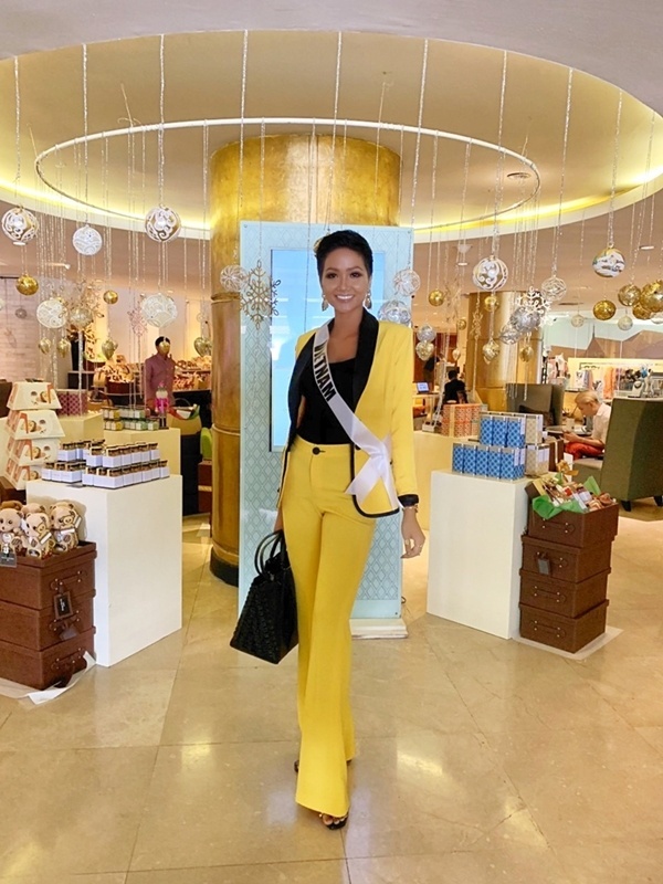 3 người đẹp xứng danh nữ hoàng suit của Vbiz-6