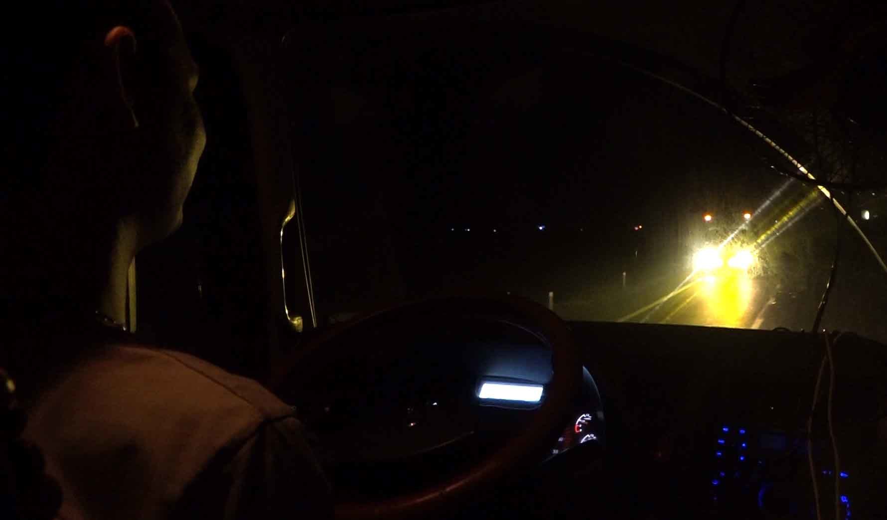 Lời đồn ma túy giúp tỉnh như sáo 2 ngày 2 đêm: Lái xe container tàn đời-3