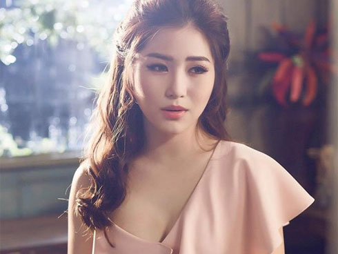 Hương Tràm vô tình tiết lộ cát-xê khủng của Lệ Quyên-4