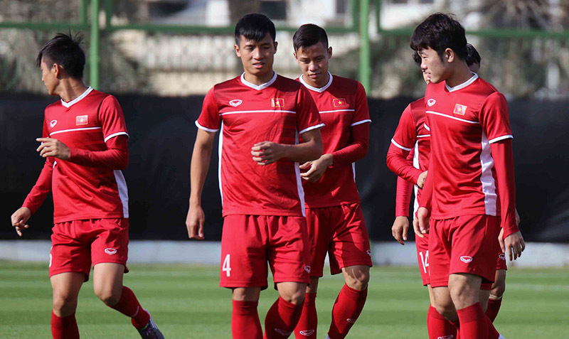 Đặng Văn Lâm, Công Phượng tươi rói chờ đấu Iran-7