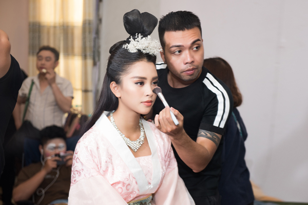 Hoa hậu Tiểu Vy ngã sõng soài khi đóng Táo cùng Mr Đàm-6