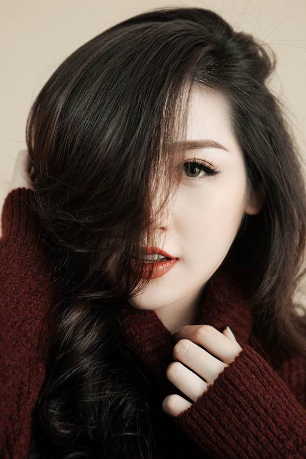 Á hậu Tú Anh vẫn đẹp hút hồn trong bộ ảnh mang bầu vì chỉ tăng 10 kg-6