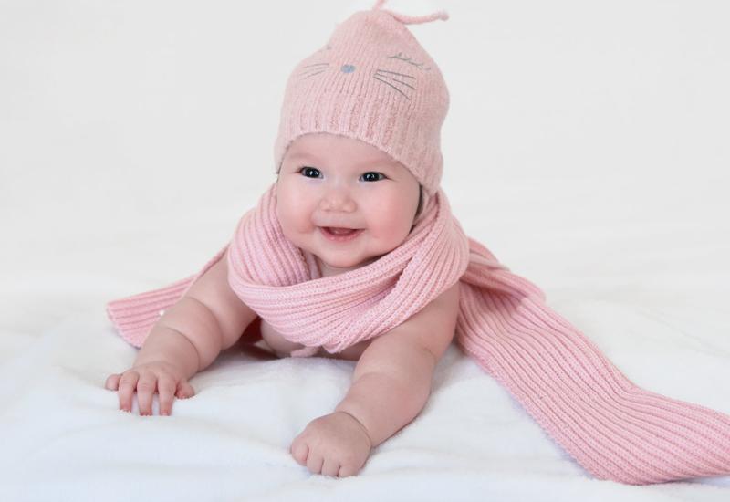 Chân dung cô nhóc mới 6 tháng đã nặng bằng bé 1 tuổi của siêu mẫu Hà Anh-11