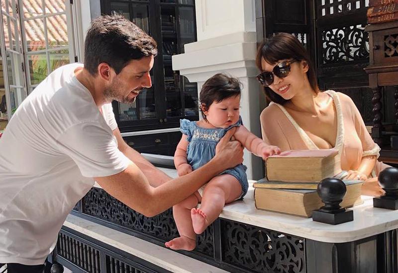 Chân dung cô nhóc mới 6 tháng đã nặng bằng bé 1 tuổi của siêu mẫu Hà Anh-17