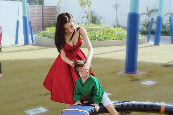 Chồng Tây vừa bị lộ danh tính, Elly Trần lại tiết lộ câu chuyện gia đình đầy bất ngờ-7