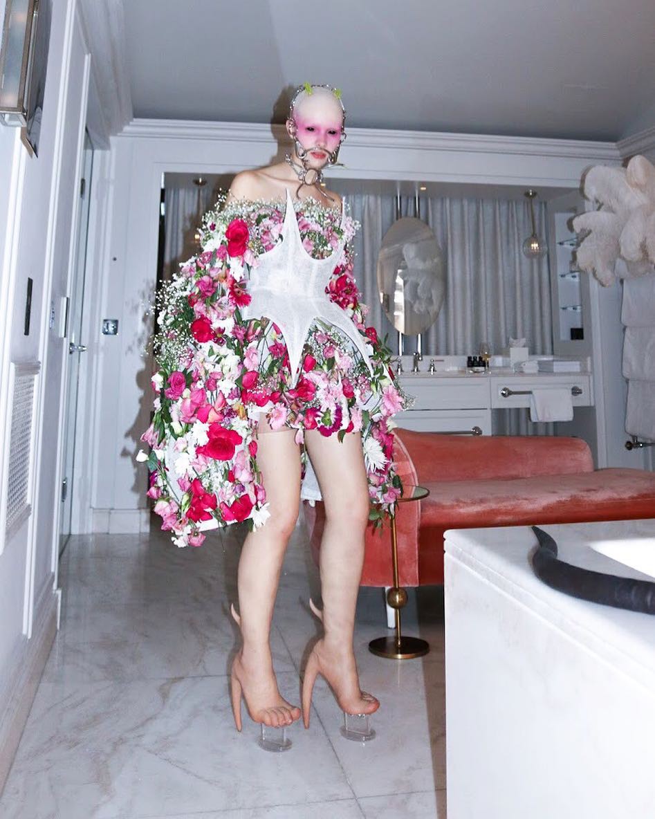 Boots Gà chín cựa giá 200 triệu dành cho các nàng muốn làm Mị Nương thời hiện đại-4