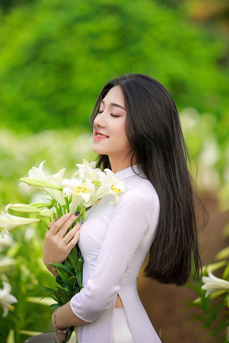 Nữ sinh Học viện Tài chính năng động, làm hoa khôi năm cấp 3-8