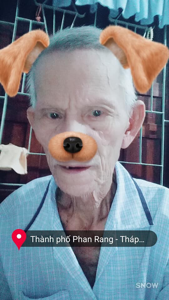 Ông ngoại đi đạp xe nói chuyện với bà khác, bà ngoại ở nhà ghen và màn làm hoà cực đỉnh-7