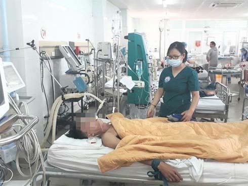 Cậu sinh viên trẻ tuổi chết tức tưởi sau khi uống 25 ly rượu trong 1 phút-3