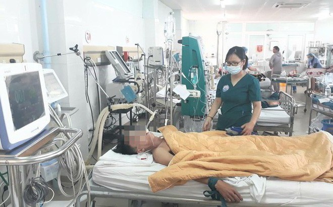 Bộ Y tế họp báo: Tuyệt đối không được tự ý sử dụng bia để giải ngộ độc rượu-3