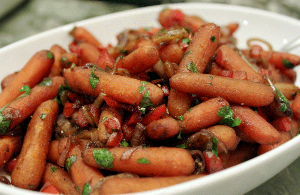 Loại quả tí hon giá cắt cổ được bà nội trợ săn lùng-11