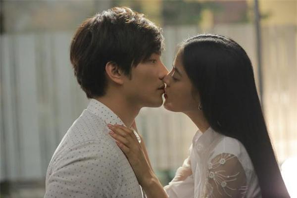 Hận tình cũ đi lấy chồng nghèo, nửa năm sau chết ngất khi biết sự thật-2