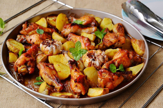 Cuối tuần đãi cả nhà món gà nướng làm đơn giản mà ăn siêu ngon-5