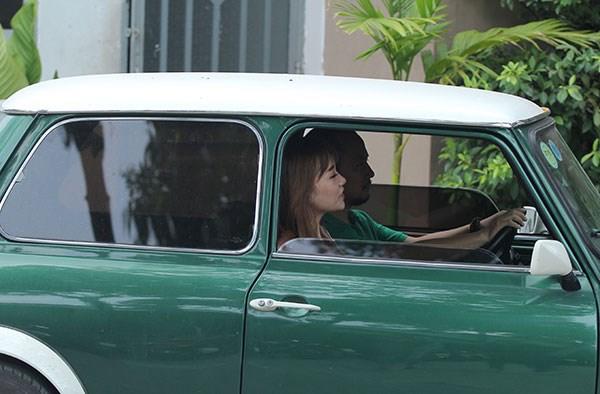 Sự thật vẻ bần nông của Tiến Đạt: Gia tộc bề thế, nhà tiền tỷ đụng đâu cũng đồ cổ-3