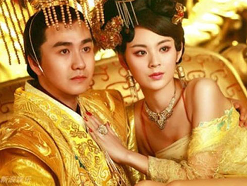 Người phụ nữ bị rách vùng kín gần 10cm sau khi lên nhầm giường” với đồng nghiệp-5