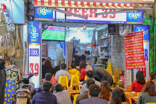 Trực tiếp: CĐV không giấu được nỗi buồn khi Việt Nam thua Iran với tỷ số 0 - 2-34