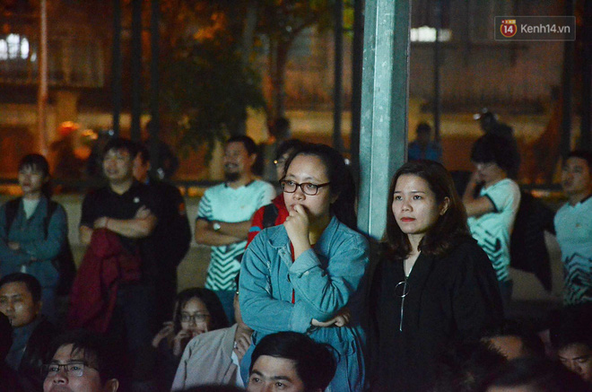 Trực tiếp: CĐV không giấu được nỗi buồn khi Việt Nam thua Iran với tỷ số 0 - 2-19