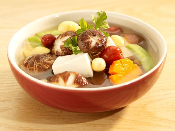 GK Master chef Tuấn Hải: 4 lỗi của bà nội trợ khi nấu canh rau củ cho mâm cỗ Tết-1