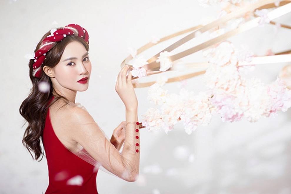 Ninh Dương Lan Ngọc khiến người hâm mộ mãn nhãn với nét đẹp thần tiên đón Tết-7