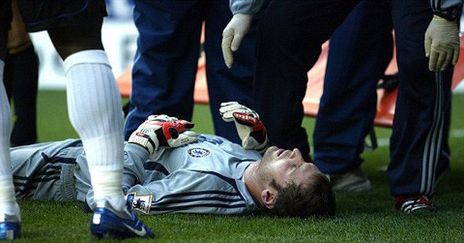 Những cầu thủ trên thế giới từng bị mất trí nhớ tạm thời và hệ lụy-6