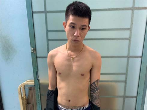 Bị trinh sát truy bắt, kẻ cướp hô lớn tao bị AIDS thời kỳ cuối-3