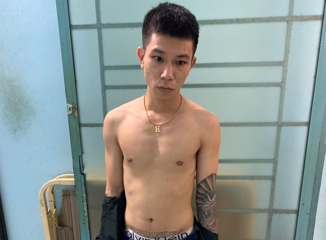 Thanh niên đi cướp giật khóc nghẹn xin về chăm vợ sắp sinh-2