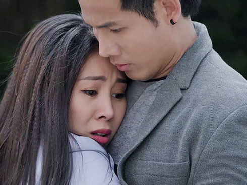 Gạo nếp gạo tẻ: Kiệt thất thần nhìn Phúc và chồng sắp cưới chia tay ở sân bay-4